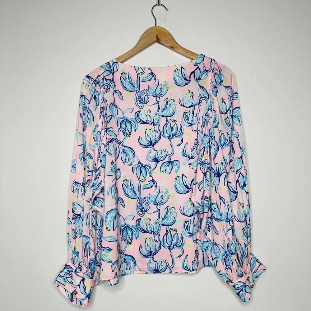 Lilly Pulitzer Maisel Blouse in Sweet Pea Pink Chasing The Sun Size Small